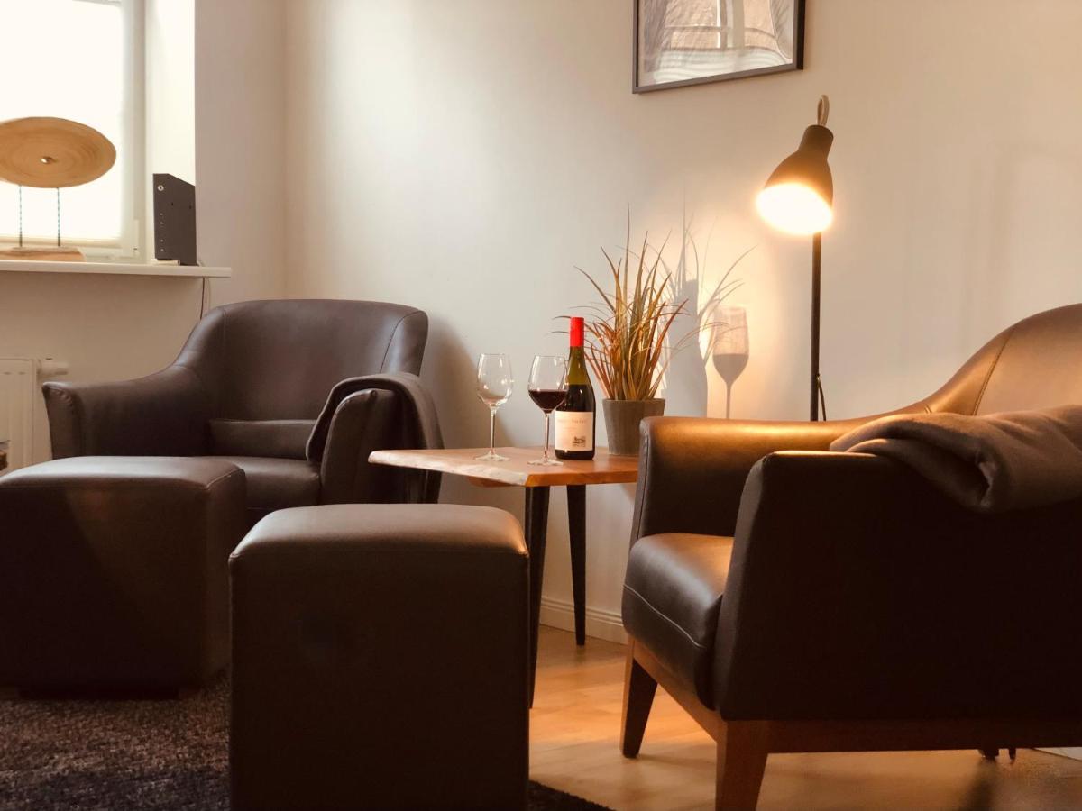 Altstadthus-gemütliches Ferienhaus mit Gärtchen Friedrichstadt Exterior foto